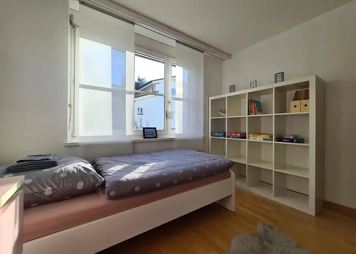 Apartament Away From