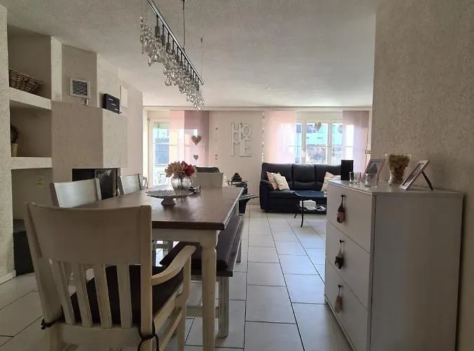 Appartement Away From Staad