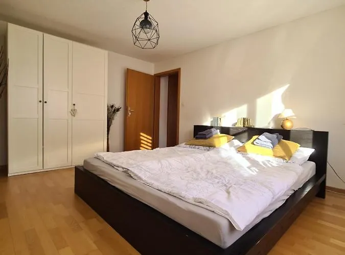 Appartement Away From Staad